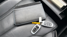 Hyundai SANTA FE 1.6 TGDi Hybrid Ultimate 5dr 4WD Auto Hybrid Estate